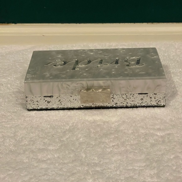 Bridal Acrylic Clutch with Chain Option - Roomy - NWOT * - Picture 10 of 16